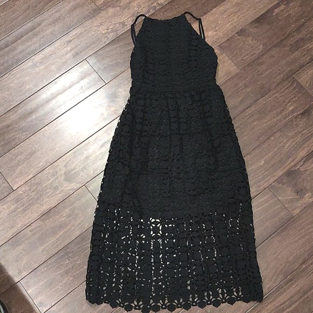 Romeo + Juliet Couture Black Lace Halter Midi Dress SIZE SMALL